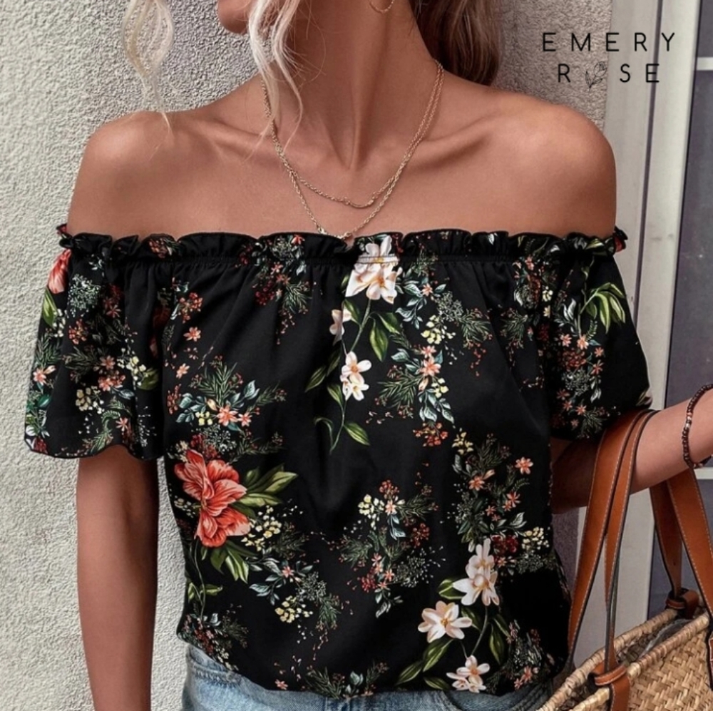 SHEIN OFF SHOULDER SHORT SLEEVED TOP.